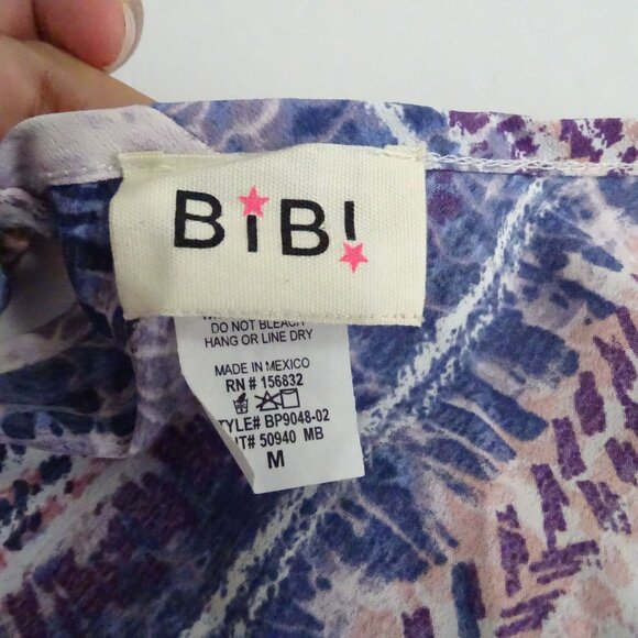 Bibi Stripe Multicolor Short Sleeve V-Neck Romper Women Size M Tie Waist Keyhole - Picture 7 of 11